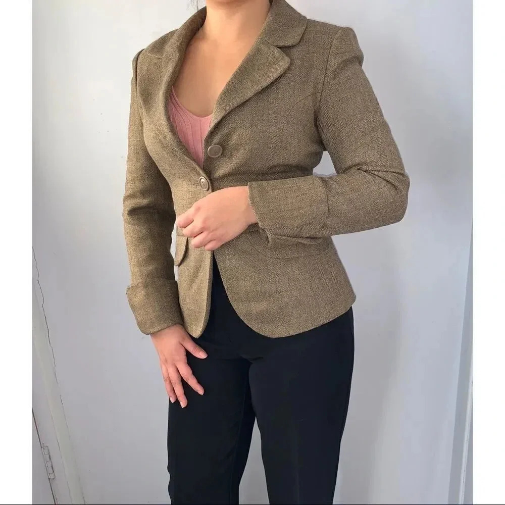 ✨❣️Suzy Shier blazer❣️  - Picture 5 of 8